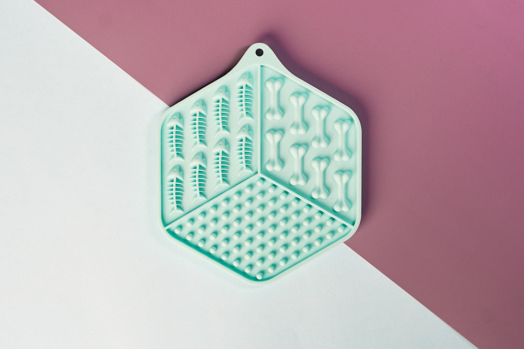 Dog pastel lick mat suction