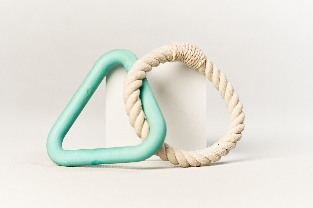Green Dog rope pull toy triangle